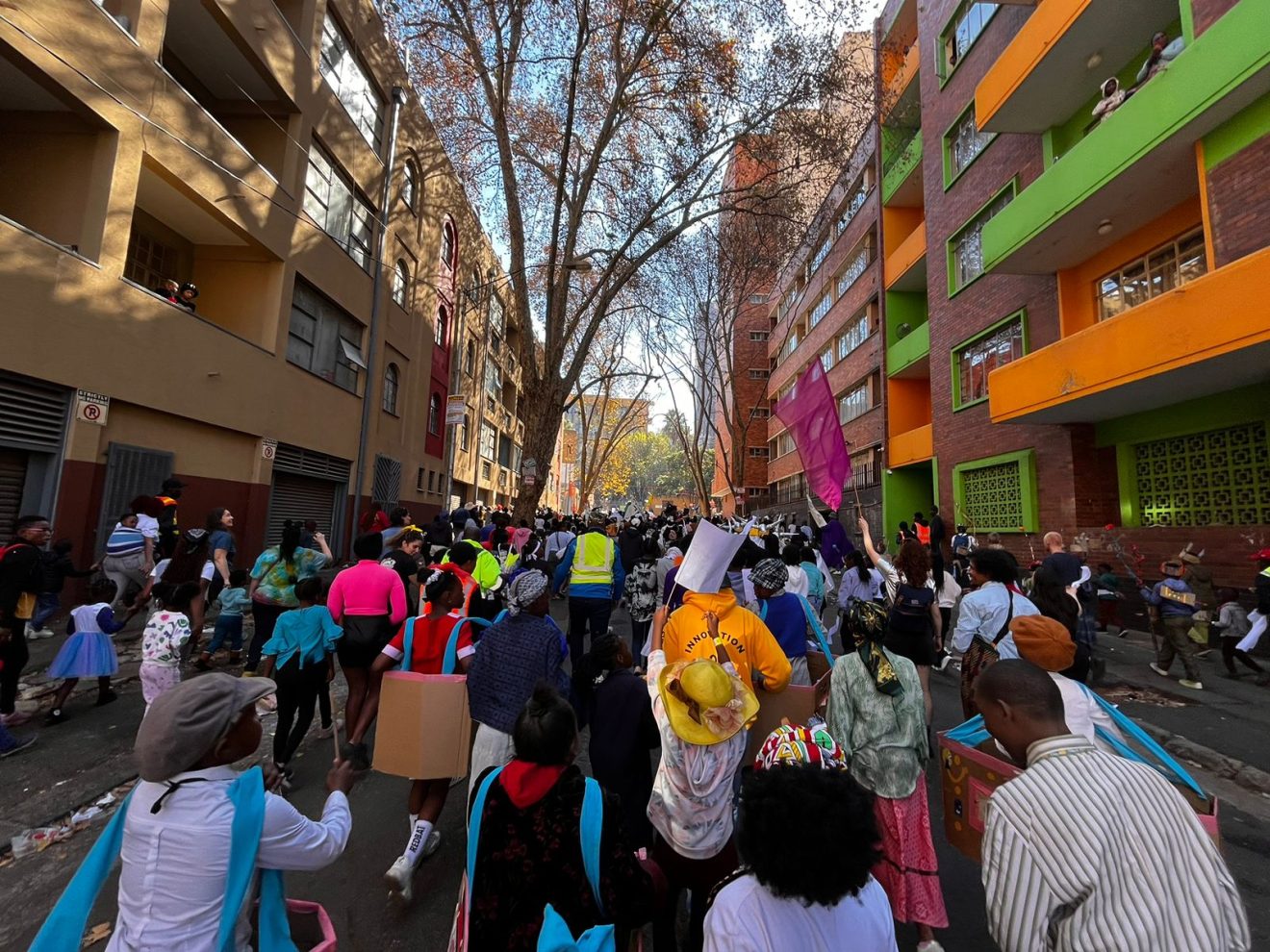 Parade 2