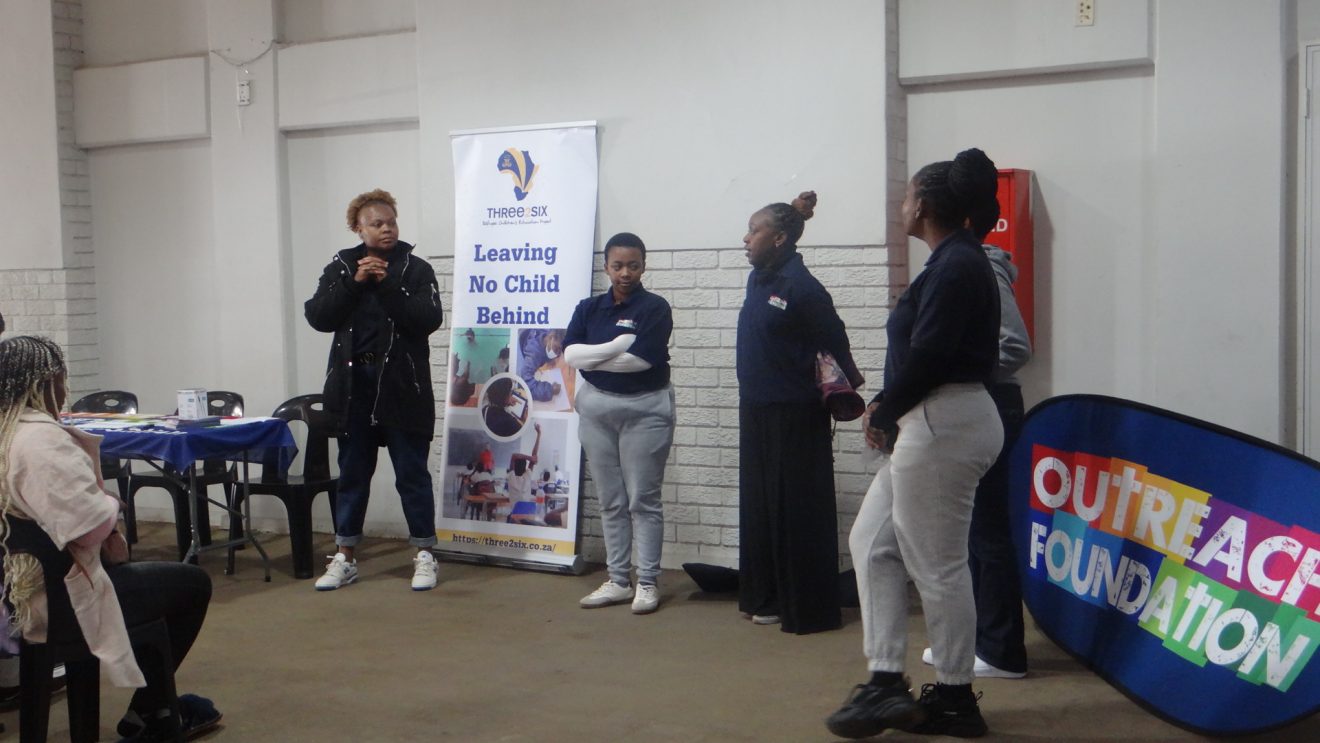 1B4DF03E-49C3-43DD-A50D-AA3A14CD2254